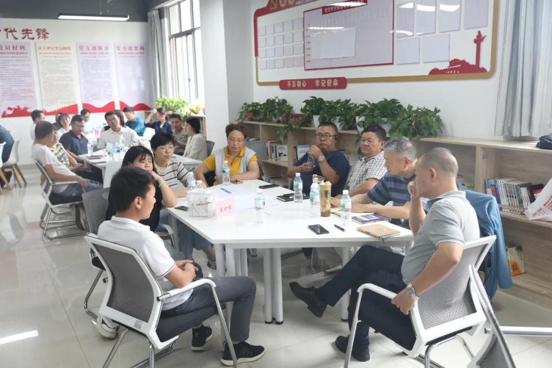 强师赋能 蓄力前行——jinnianhui今年会开展2024年春季学期全体教职工培训与管理干部培训