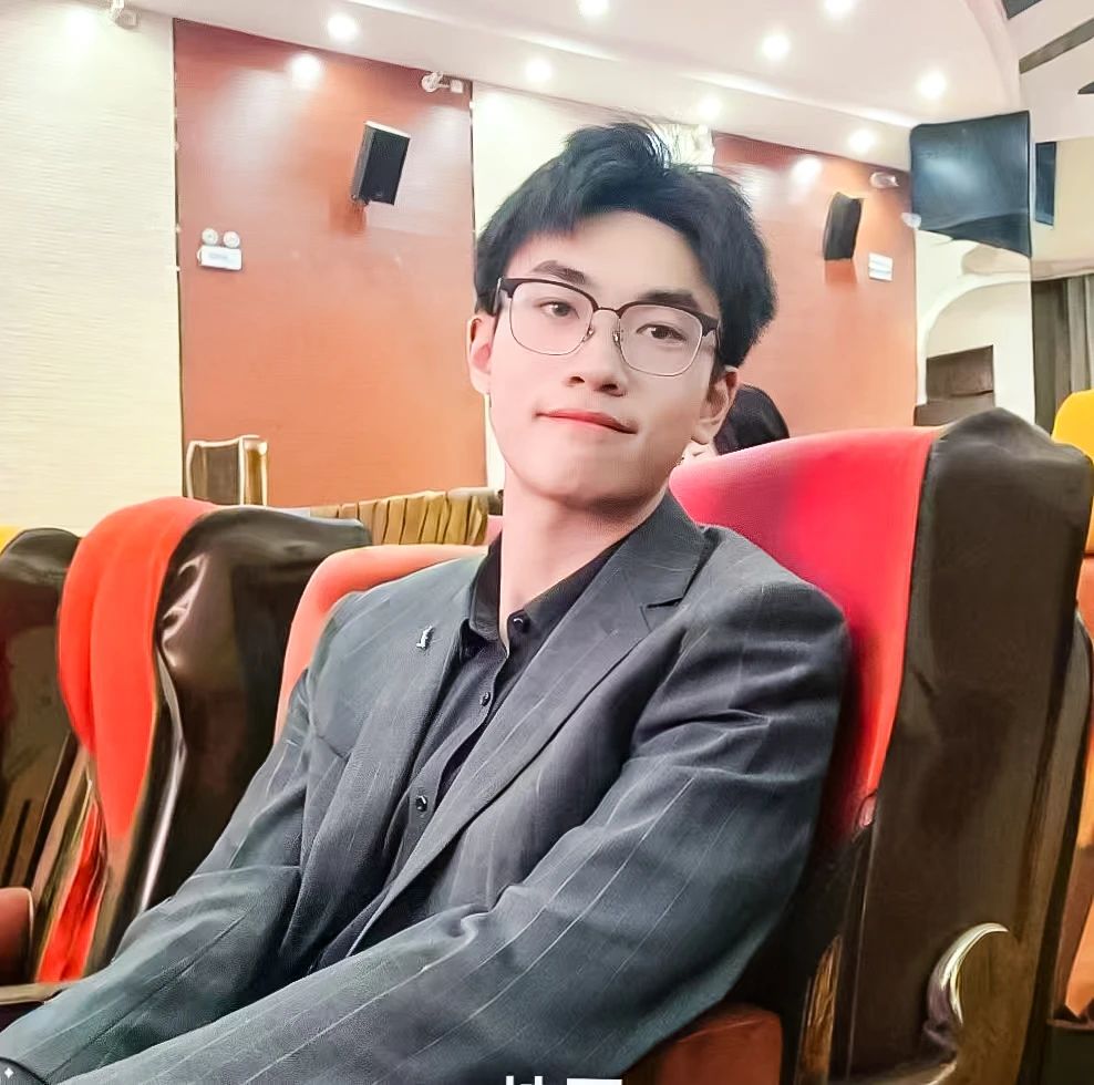 破壁（三） | 专升本考试全省第三，他用汗水铺陈青春的底色