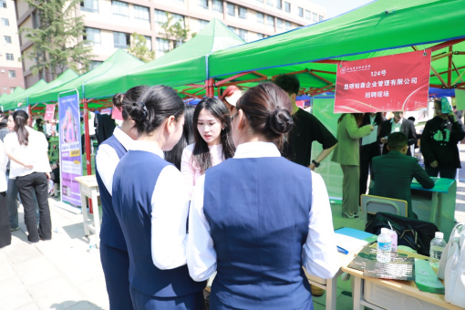 1682063922233088168.png image.png